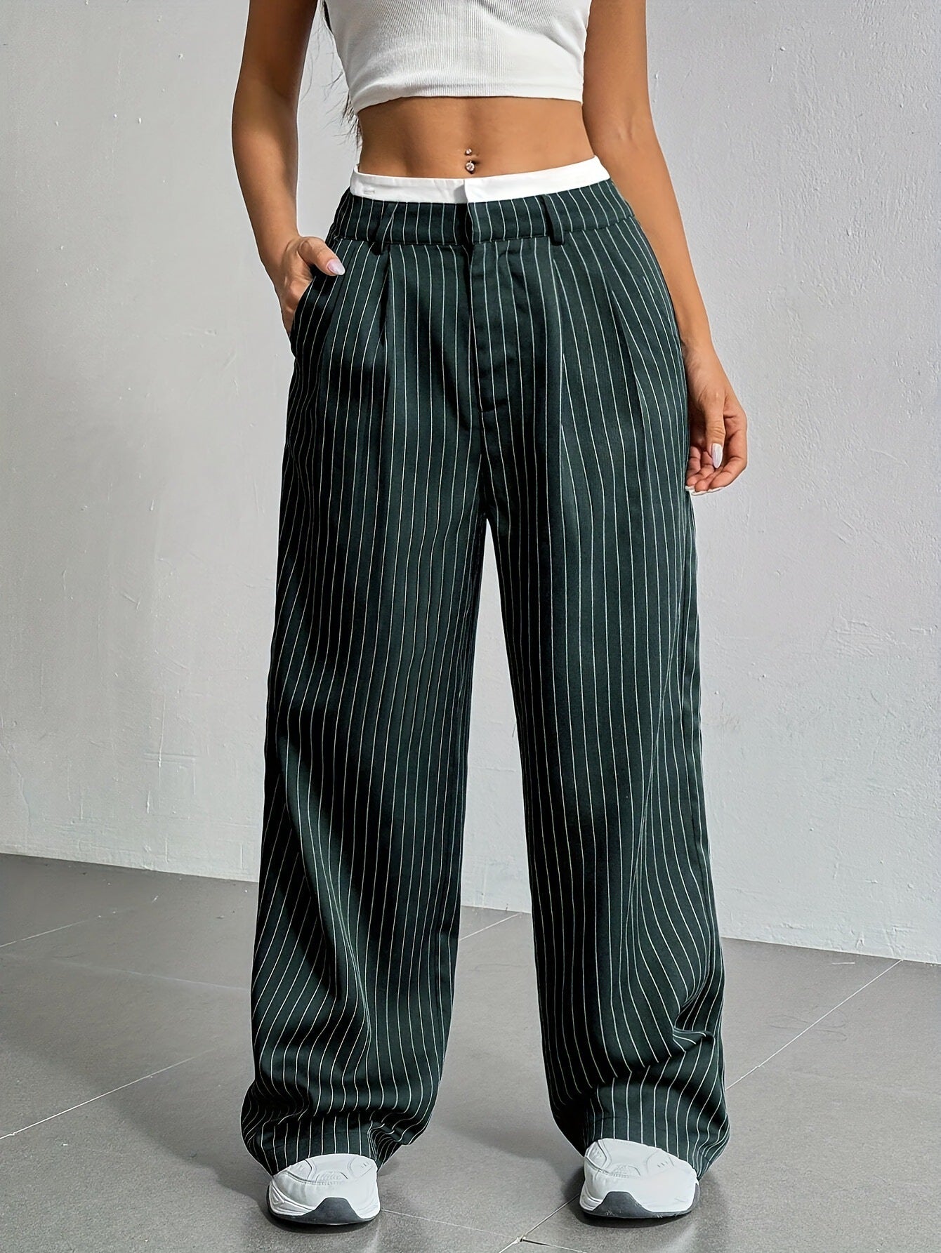 Women’s Stripe Motion Pants – Tailored Look, Lightweight Feel