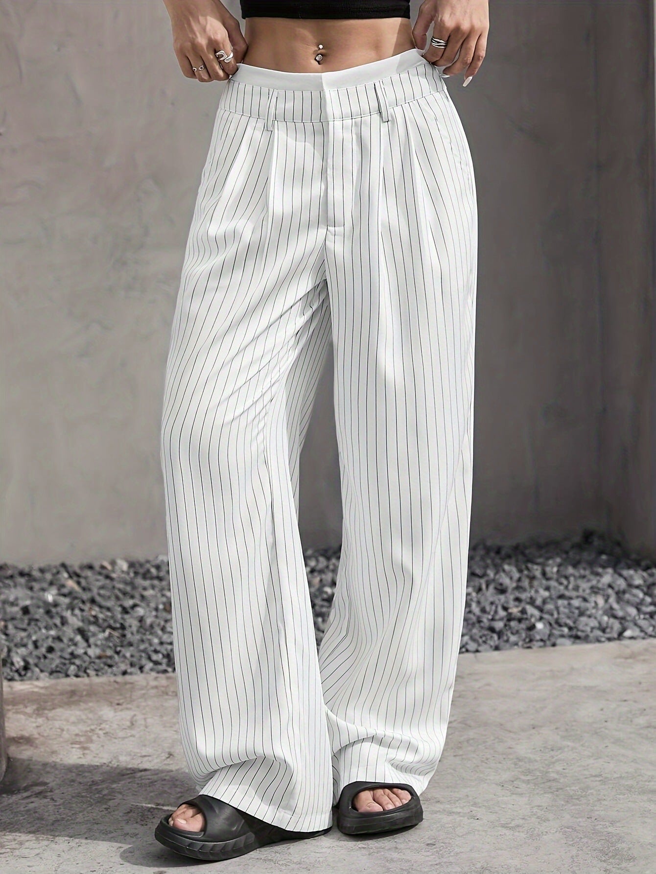 Women’s Stripe Motion Pants – Tailored Look, Lightweight Feel
