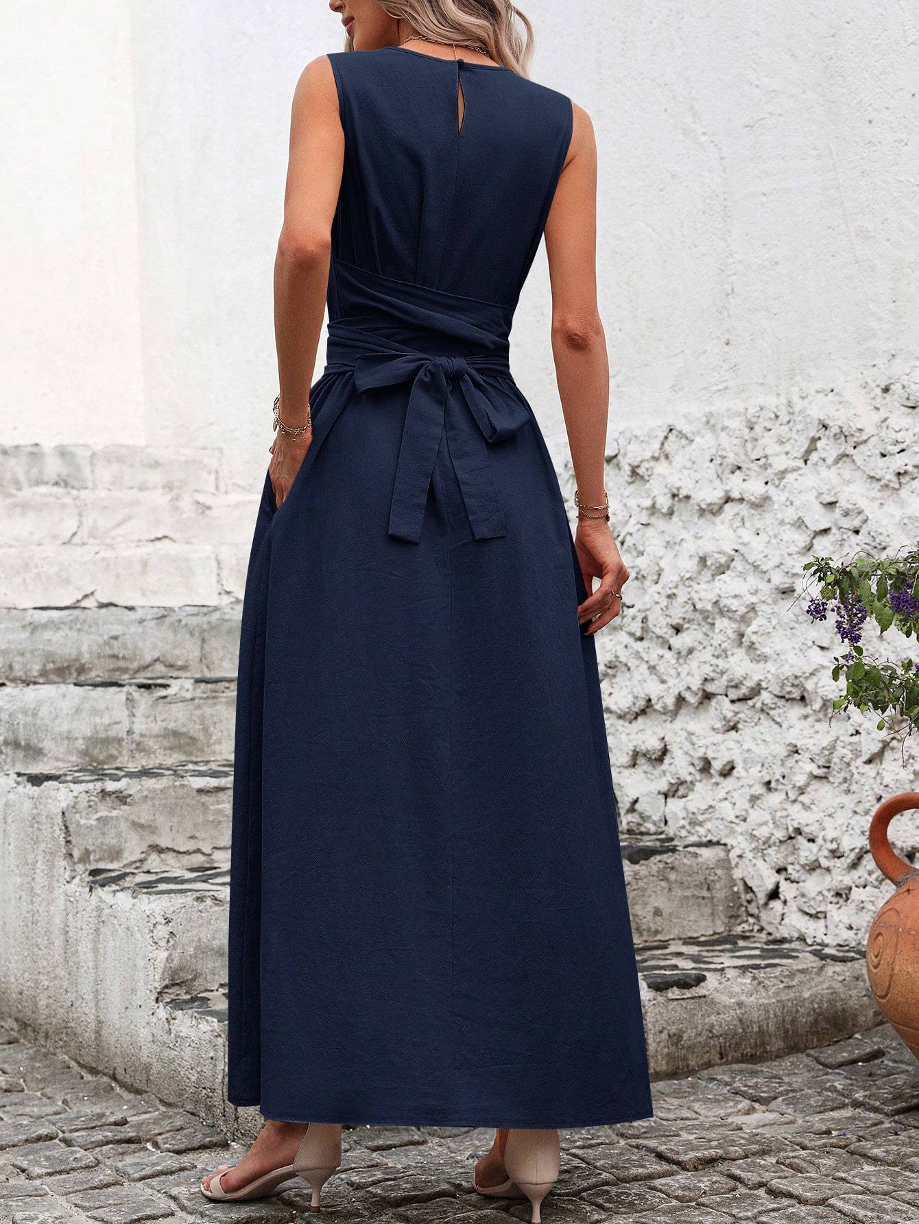 Women’s Elegant Twist-Waist Sleeveless Dress – Chic & Versatile