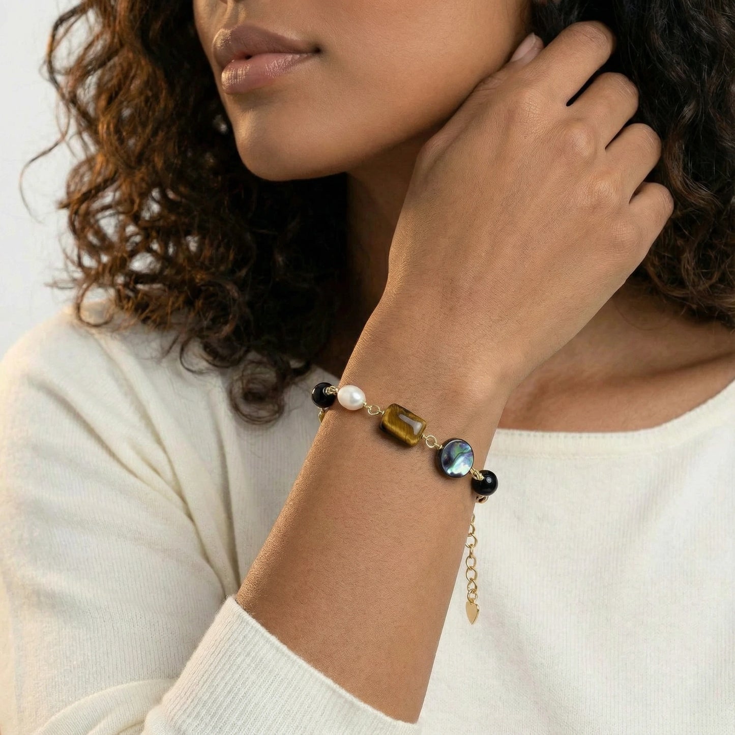 Earth Elements Bracelet | Protection & Confidence